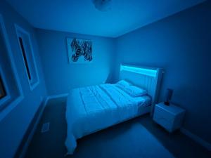 Postel nebo postele na pokoji v ubytování Sean Comfy Home