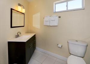 Un baño de Chateau Mar Beach Resort