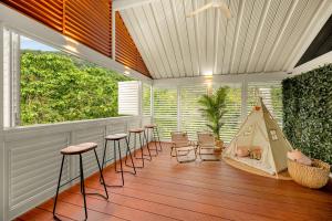 Градина пред Seednest A-frame Treehouse Forest View&Game Room