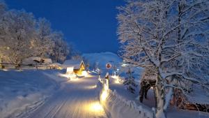 Snowhotel Kirkenes v zimě