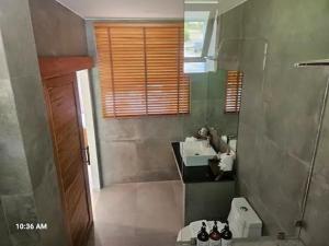 Phòng tắm tại 8 Bedroom Monkey Villa Room 105 +57 ảnh