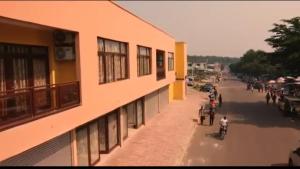 Επισκέπτες που μένουν στο Espace Nzamu