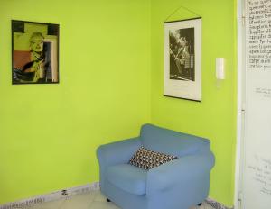 Posedenie v ubytovaní Charming Apartment near the Colosseum in Roma - 55 sqm - Balcony