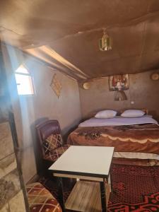 Postel nebo postele na pokoji v ubytování Camel House camp