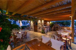 Restaurace v ubytování Almyra Seaside Suites