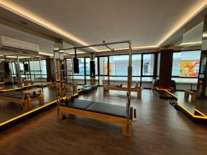 Fitness centrum a/nebo fitness zařízení v ubytování Yekta Mall Trade Center