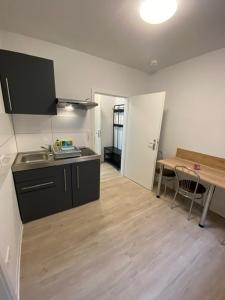 Kuchyň nebo kuchyňský kout v ubytování Hildesheim Pepperworth
