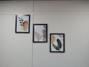 Φωτογραφία από το άλμπουμ του The White House Obeya σε Wai