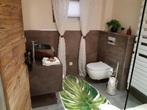 Ένα μπάνιο στο Steigerwald Resort