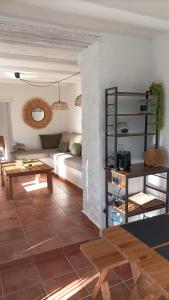 Χώρος καθιστικού στο Casa el Almendro piscina privada