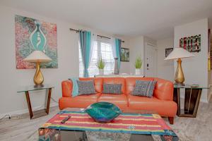 Gallery image of Lovely Eclectic Duplex - Peaceful Neighborhood in Trotwood