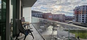 Balkón nebo terasa v ubytování Holiday Home Balticus C22 dla 6 osób z balkonem przy plaży