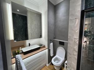 The Bryanston Boutique的一间浴室