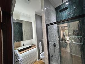 The Bryanston Boutique的一间浴室