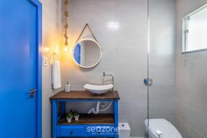 Ένα μπάνιο στο Apto c/ Varanda e 3 Quartos próx. a praia RSU3842 +22 φωτογραφίες
