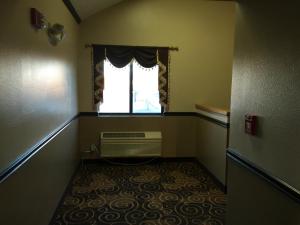 Fotografie z fotogalerie ubytování Holiday Lodge v destinaci Pittsburg + 22 fotografií