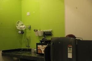 卡尔贾特Ivy Bliss Studio with Private Pool, B 06, Karjat的相册照片