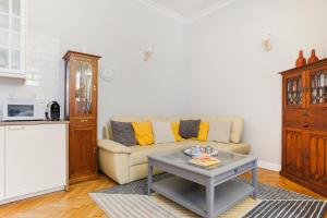 Kuchyň nebo kuchyňský kout v ubytování Kurkowa GamaHome Cozy Apartments