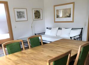 Voodi või voodid majutusasutuse Denkmal an Urlaub toas +23 fotot