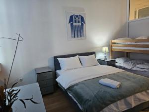 Postel nebo postele na pokoji v ubytování Hostel Nikšić