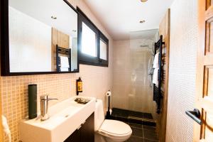 Phòng tắm tại Borda Conangle Mountain Lodge