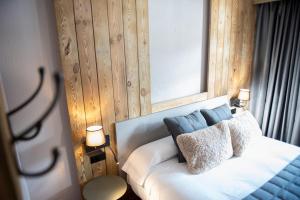 Giường trong phòng chung tại Borda Conangle Mountain Lodge
