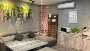 Setusvæði á 鄉間小路 Home 備有專屬停車場