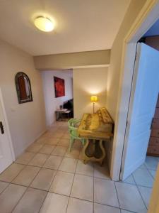 A television and/or entertainment centre at Sior Dionysios Apartments