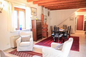Posezení v ubytování Masseria Battaglini