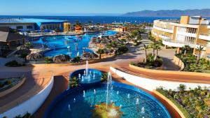 Bazén v ubytování Rosa Agustina Guanaqueros Resort nebo v jeho okolí