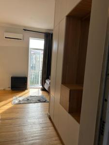 TV a/nebo společenská místnost v ubytování Apartament at Gegidze street