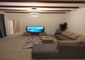 Setusvæði á Private 2BR Apartment with Private Heated Pool at Bali D3
