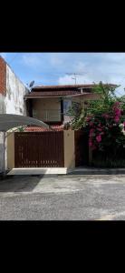 Budova, kde se vila nachází