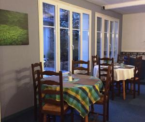 Εστιατόριο ή άλλο μέρος για φαγητό στο Hôtel Villa Du Parc +38 φωτογραφίες