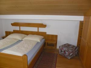 Postel nebo postele na pokoji v ubytování Ferienwohnung Ski-Hans