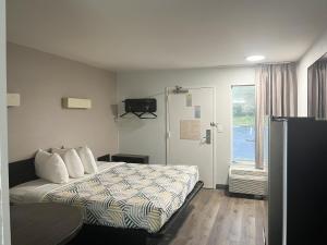 Postel nebo postele na pokoji v ubytování Studio 6 Augusta, GA + 36 fotografií