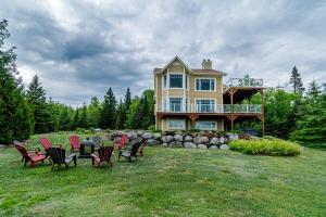 Ảnh trong thư viện ảnh của 5 Chambres et 3 salles de bain avec Spa, vue, foyer et plus ở Petite-Rivière-Saint-François +40 ảnh