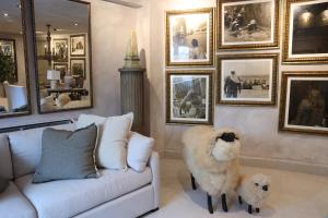 Posezení v ubytování O:Live Boutique Hotel, A Small Luxury Hotel of the World