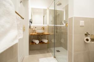 Koupelna v ubytování Aviano Boutique Hotel