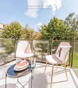 Posedenie v ubytovaní Family Luxury Pure Old Town Apartament 1-8, 2 sypialnie i salon, parking pub, 60m2