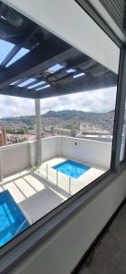 Bazén v ubytování Hermoso Apartamento exclusiva ubicación nebo v jeho okolí