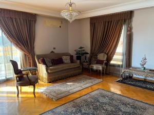 Fotografie z fotogalerie ubytování Cairo City Spot - 2BR Apt Viewing Shams Club v Káhiře