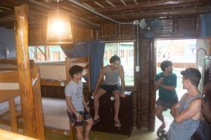 Επισκέπτες που μένουν στο Wild Rover Beach Mancora