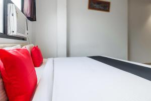 Fotografie z fotogalerie ubytování Hotel O Jalsa v destinaci Tājganj