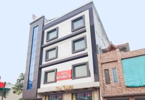 Fotografie z fotogalerie ubytování Hotel O Jalsa v destinaci Tājganj