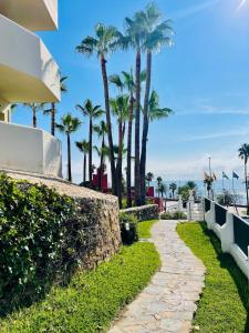 Zahrada ubytování Direct Sea View- BilBil Sunrise!