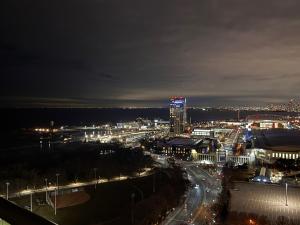 Fotografie z fotogalerie ubytování A lovely one bed room with Sunset Views v destinaci Toronto