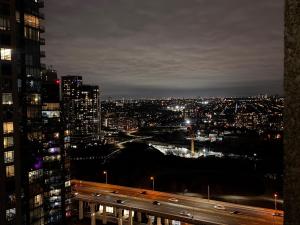Fotografie z fotogalerie ubytování A lovely one bed room with Sunset Views v destinaci Toronto + 21 fotografií