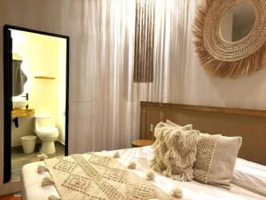 Kamar mandi di ALEIA Hospedaje Centro +67 foto