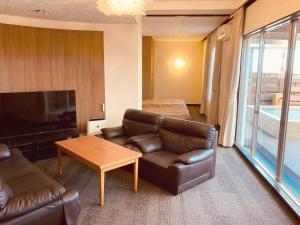 Ruang duduk di Itoen Hotel